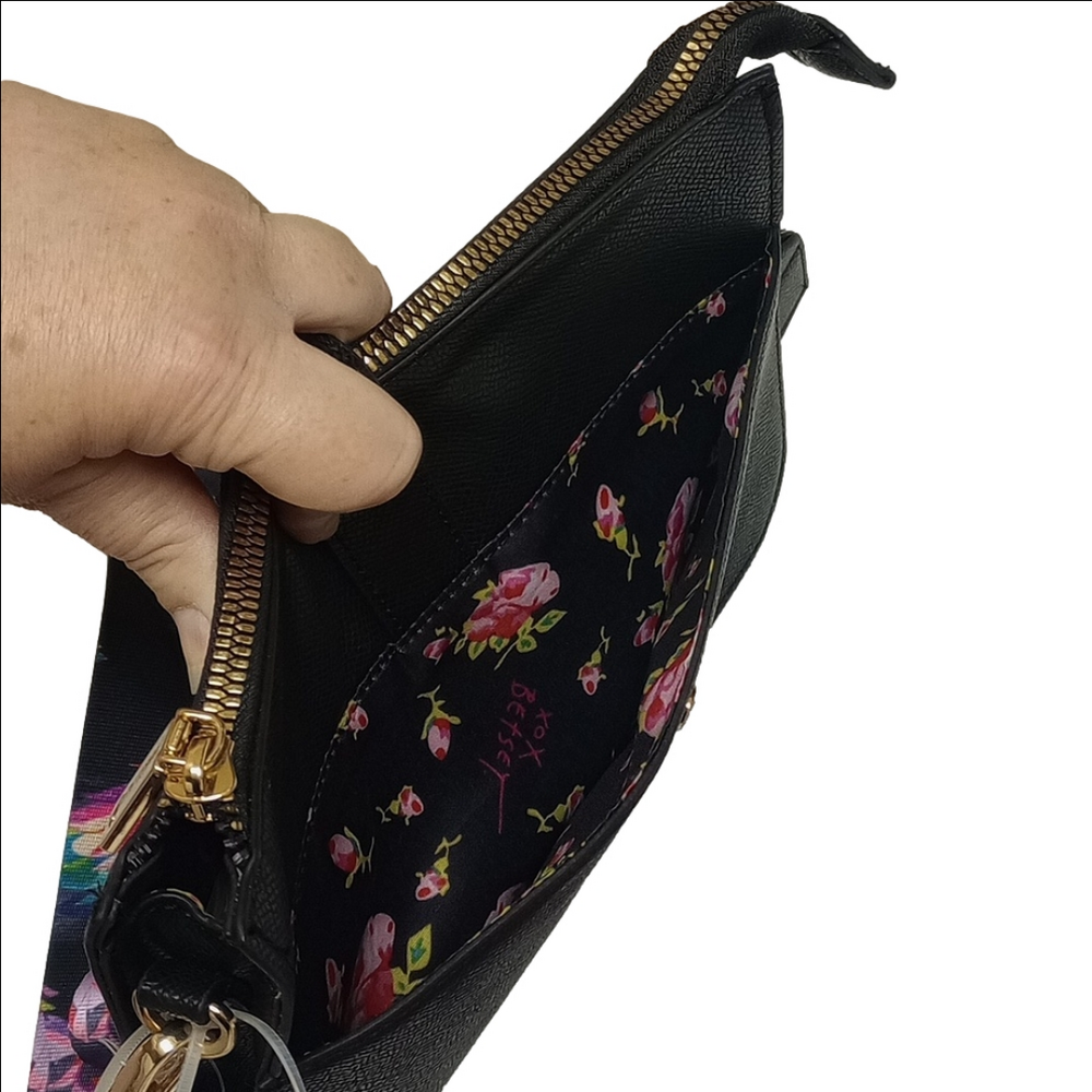 🆕 BETSEY JOHNSON "BIRDS OF PARADISE" BLACK CROSSBODY BAG WITH PULLOUT POUCH - Picture 8 of 15